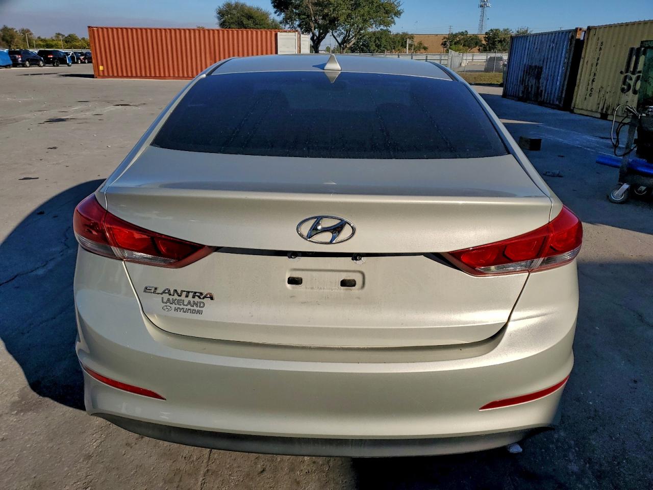 Hyundai ELANTRA Sel Image 6