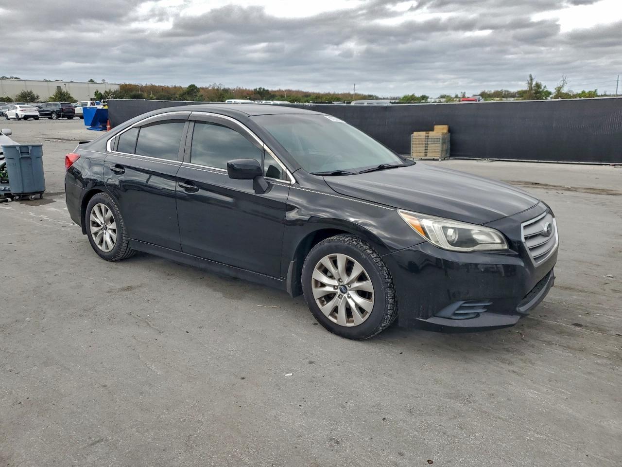 Subaru Legacy 2.5i Premium Image 12