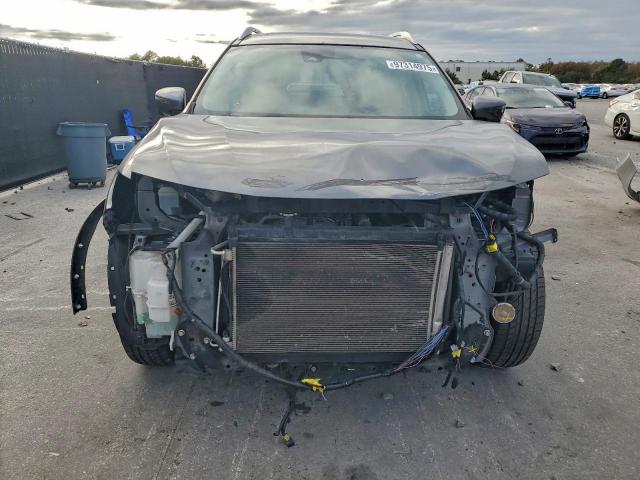 Nissan Rogue S Image 4