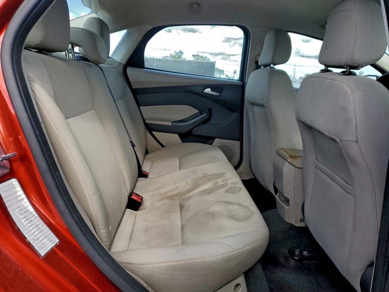 Ford Focus Se Image 9