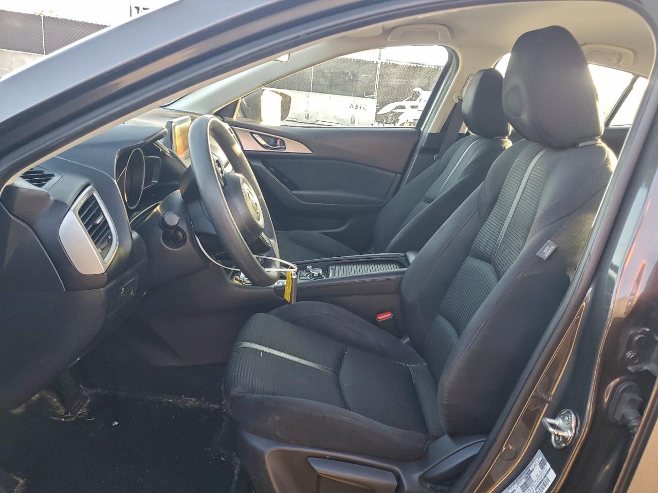 Mazda 3 Sport Image 3