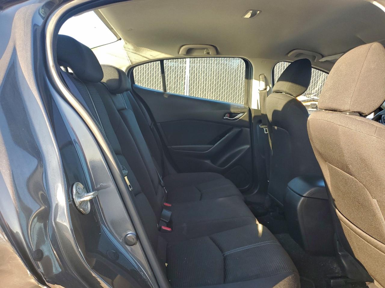 Mazda 3 Sport Image 4