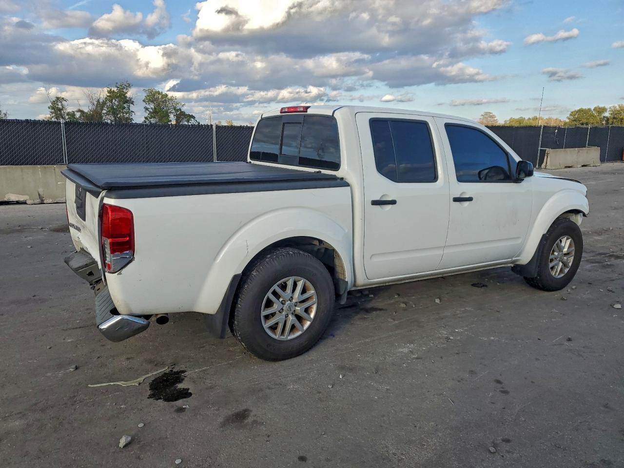 Nissan Frontier S Image 6