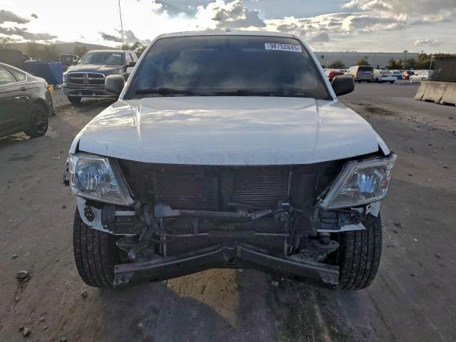 Nissan Frontier S Image 9