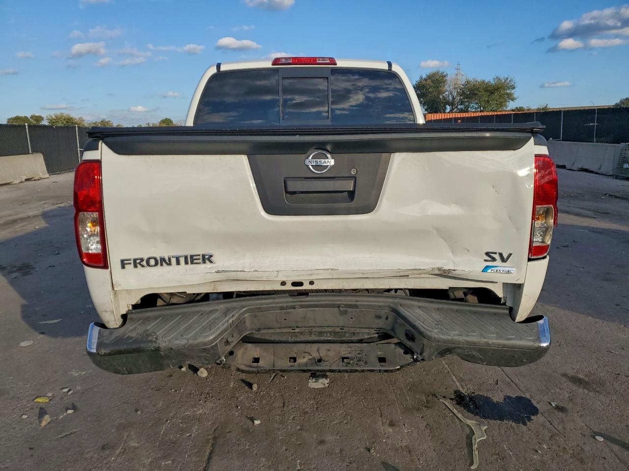 Nissan Frontier S Image 11