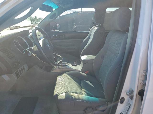 Toyota Tacoma Double Cab Image 8