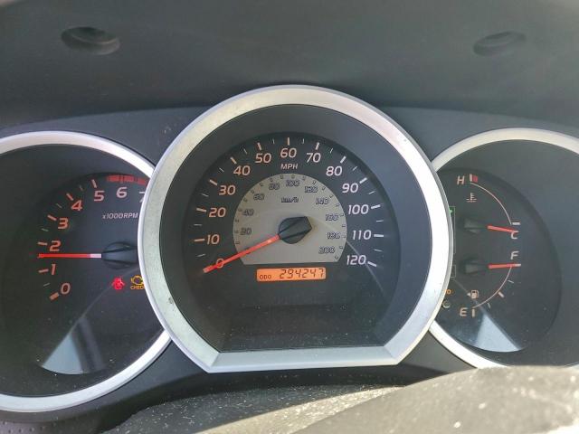 Toyota Tacoma Double Cab Image 2