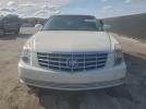 Cadillac DTS Image 9