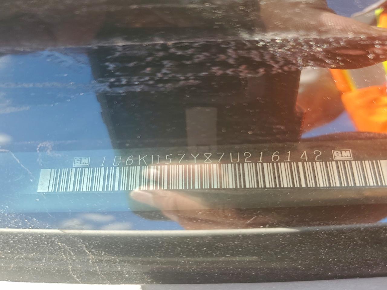 Cadillac DTS Image 12