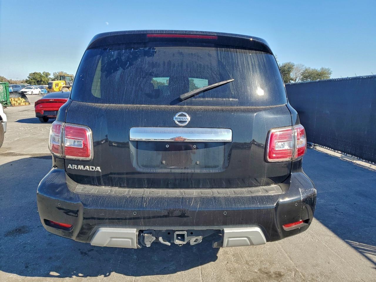 Nissan Armada Sv Image 5