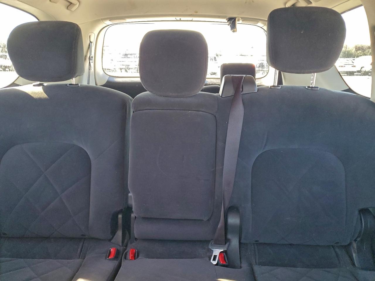 Nissan Armada Sv Image 9