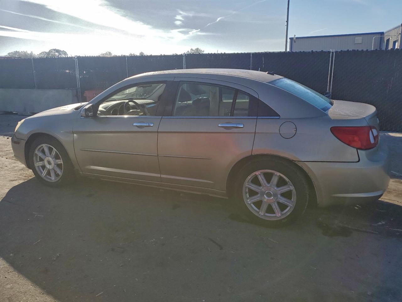 Chrysler Sebring Limited Image 3