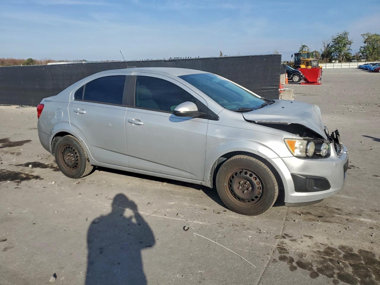 Chevrolet Sonic Ls Image 6