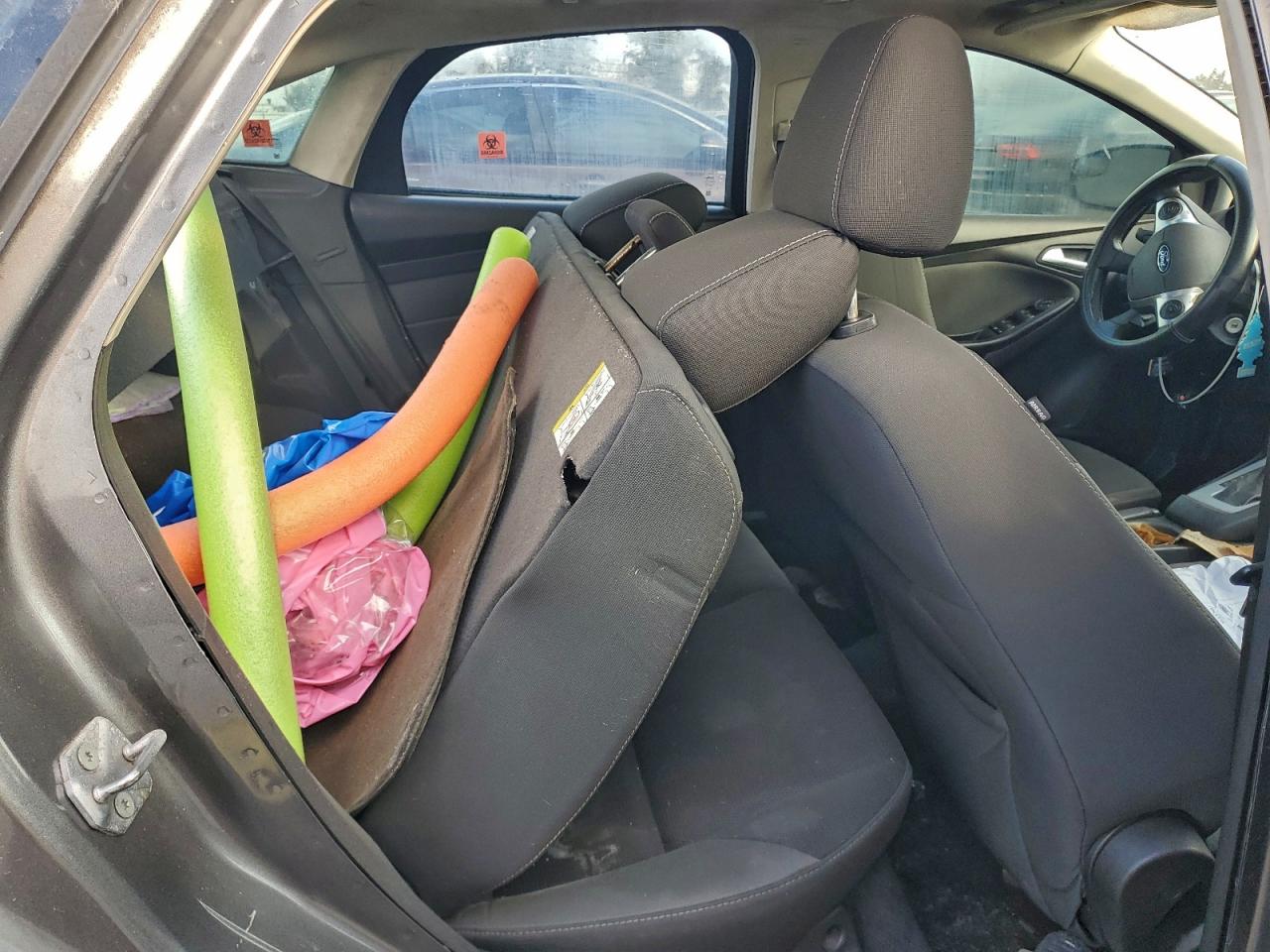 Ford Focus Se Image 6