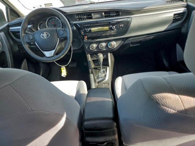 Toyota Corolla L Image 5