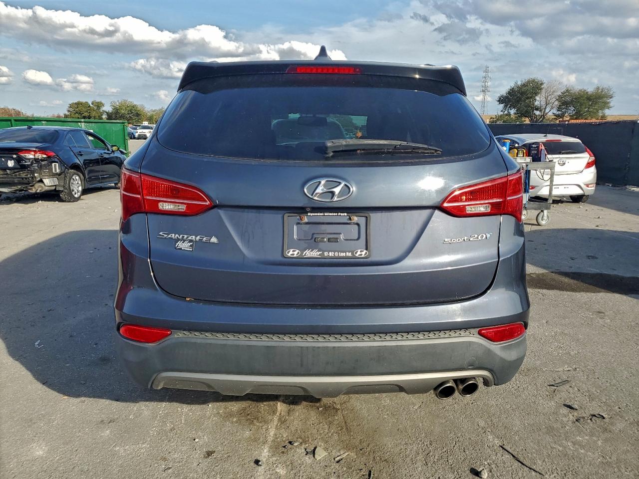Hyundai SANTA FE Image 10