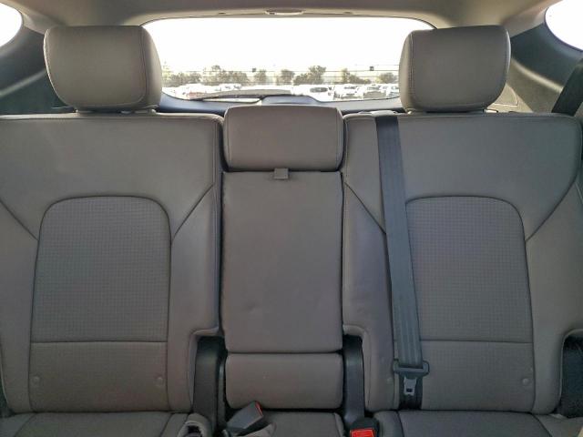 Hyundai SANTA FE Image 9