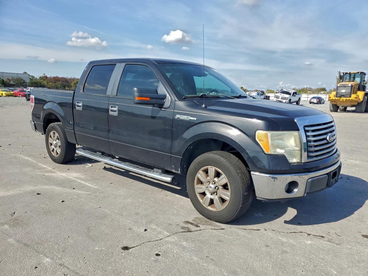 Ford F-150 Supercrew Image 9