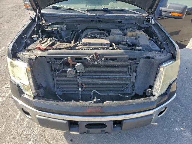 Ford F-150 Supercrew Image 6