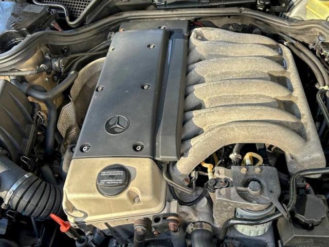 Mercedes-Benz E-Class 300td Image 6