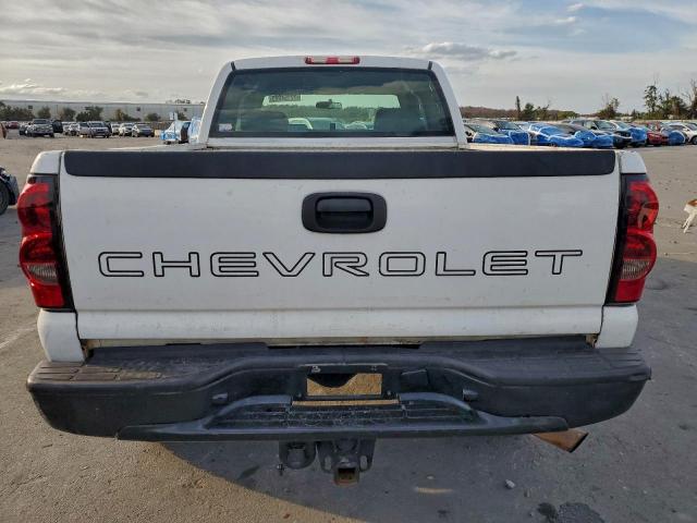 Chevrolet Silverado C2500 Heavy Duty Image 3