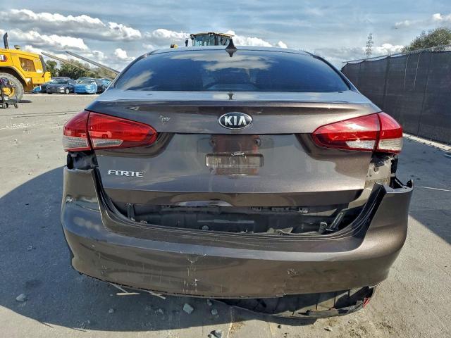 Kia Forte Lx Image 7