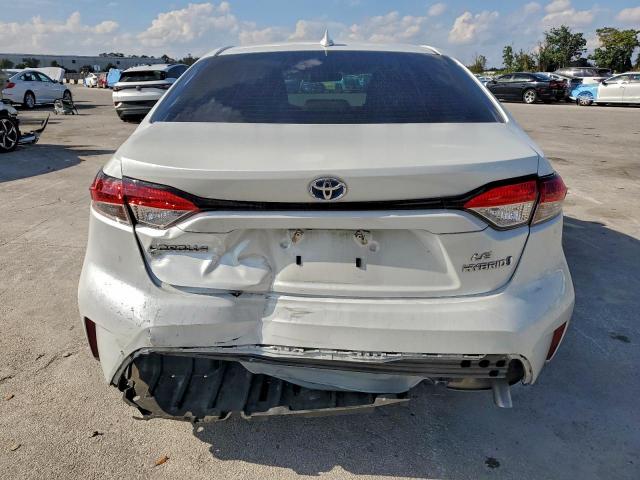 Toyota Corolla Le Image 12