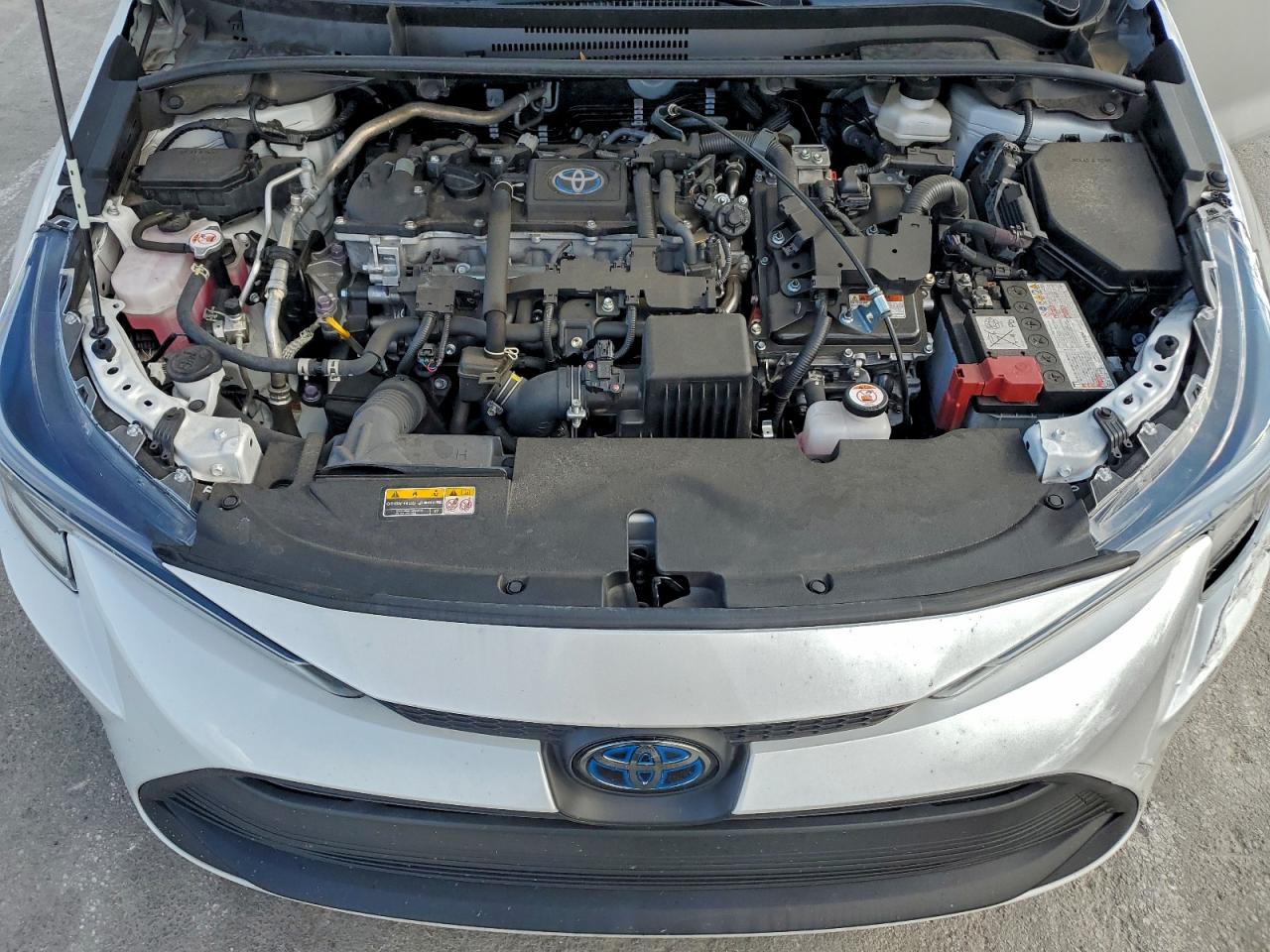 Toyota Corolla Le Image 9