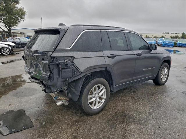 Jeep Grand Cherokee Laredo Image 11