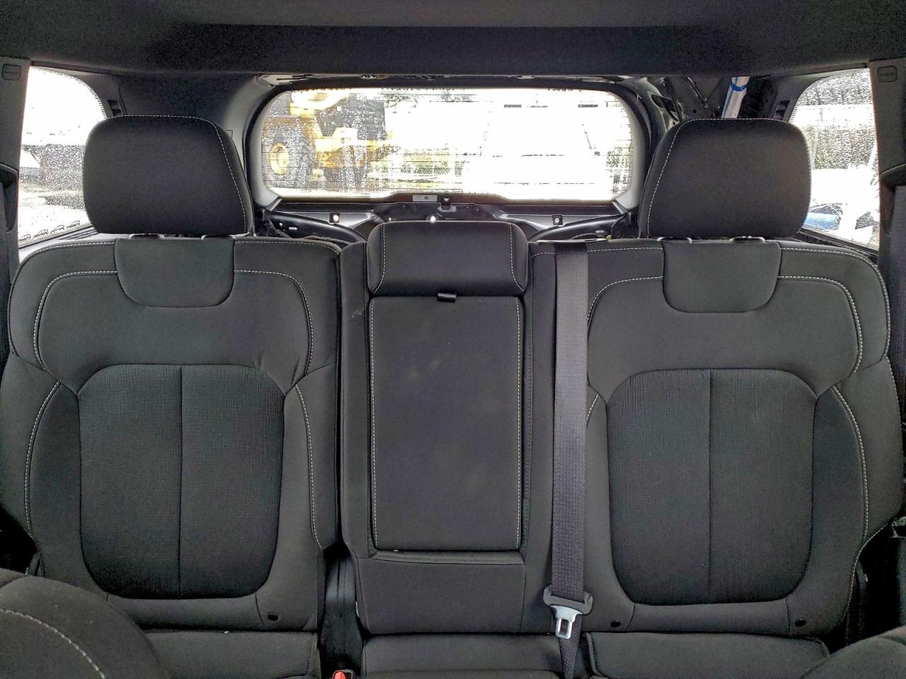 Jeep Grand Cherokee Laredo Image 3