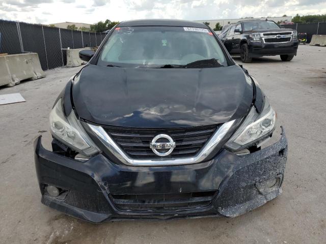 Nissan Altima 2.5 Image 9