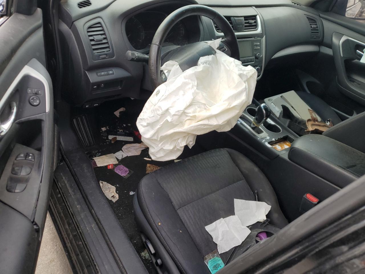 Nissan Altima 2.5 Image 11