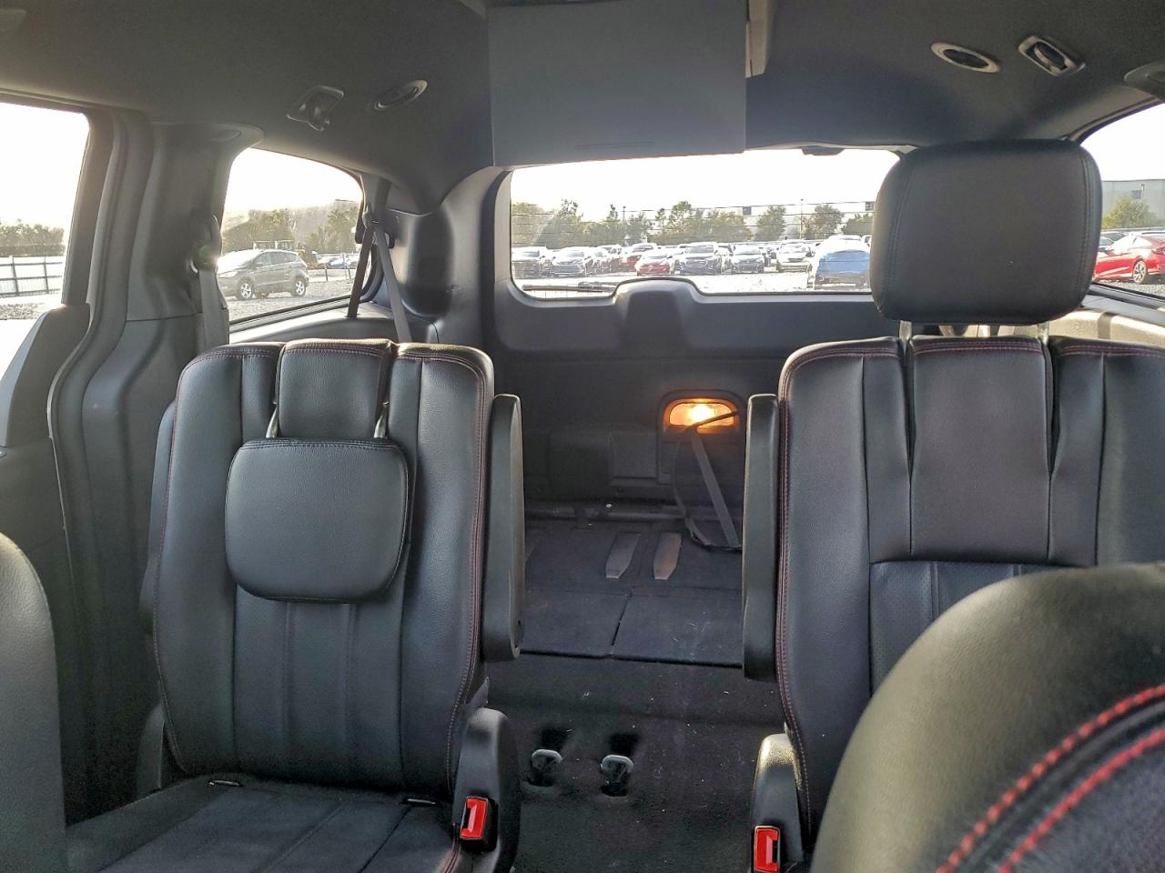 Dodge Caravan Gt Image 13