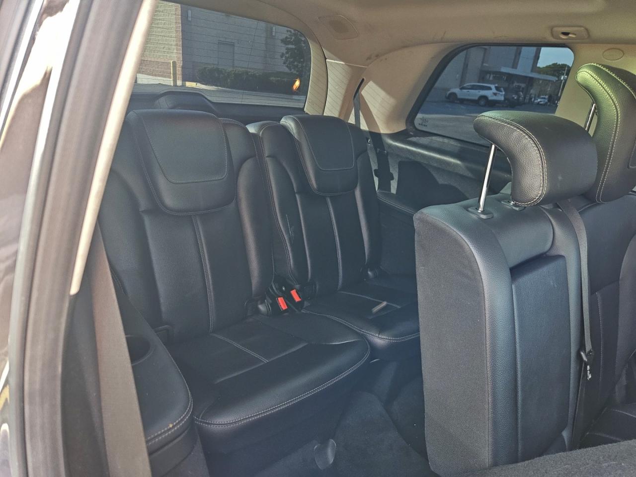 Mercedes-Benz G-Class 450 4matic Image 11