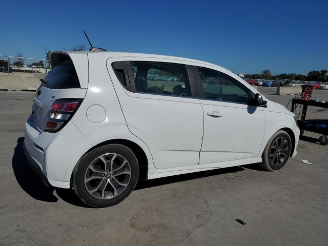 Chevrolet Sonic Lt Image 3