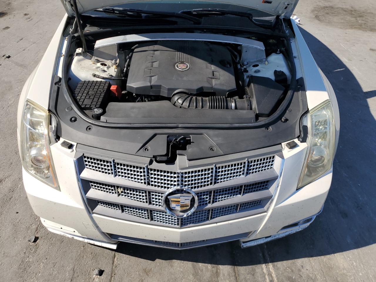 Cadillac CTS Premium Collection Image 11