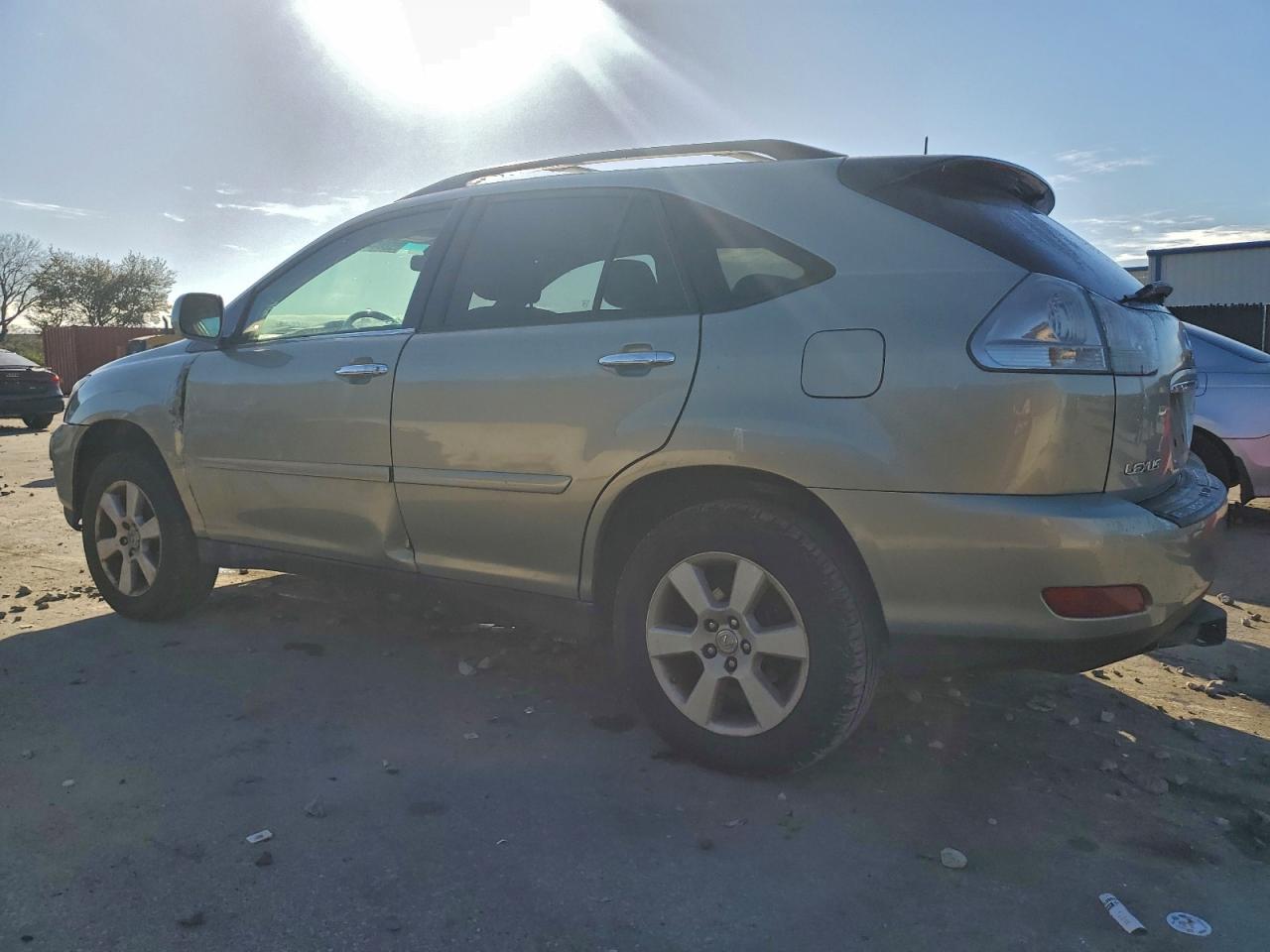 Lexus RX 350 Image 2