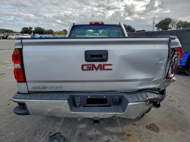 GMC Sierra C1500 Image 8