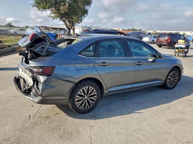 Volkswagen Jetta S Image 9