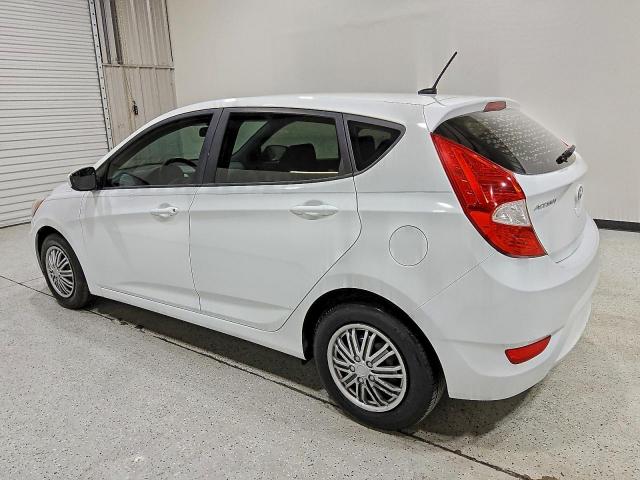 Hyundai ACCENT Se Image 4