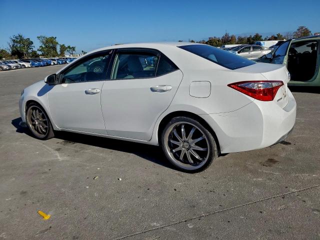 Toyota Corolla L Image 2