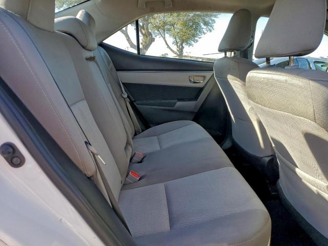 Toyota Corolla L Image 5