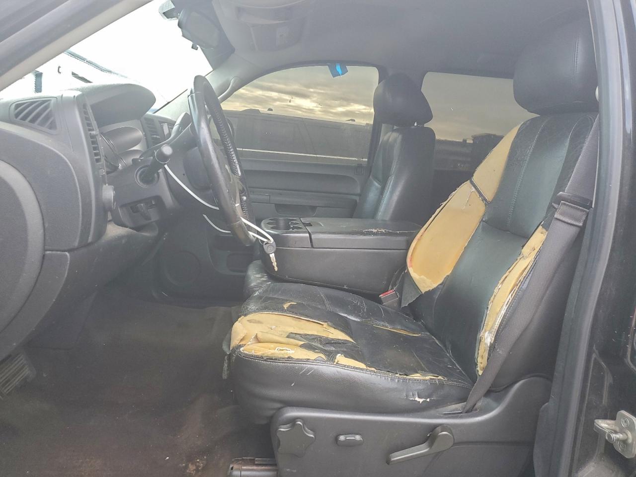 Chevrolet Silverado C1500 Lt Image 5