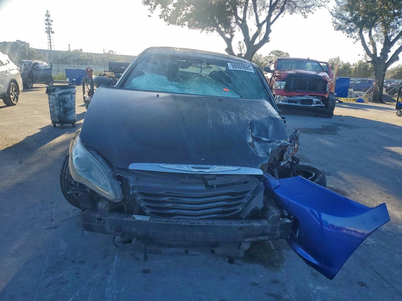 Chrysler 200 Touring Image 8