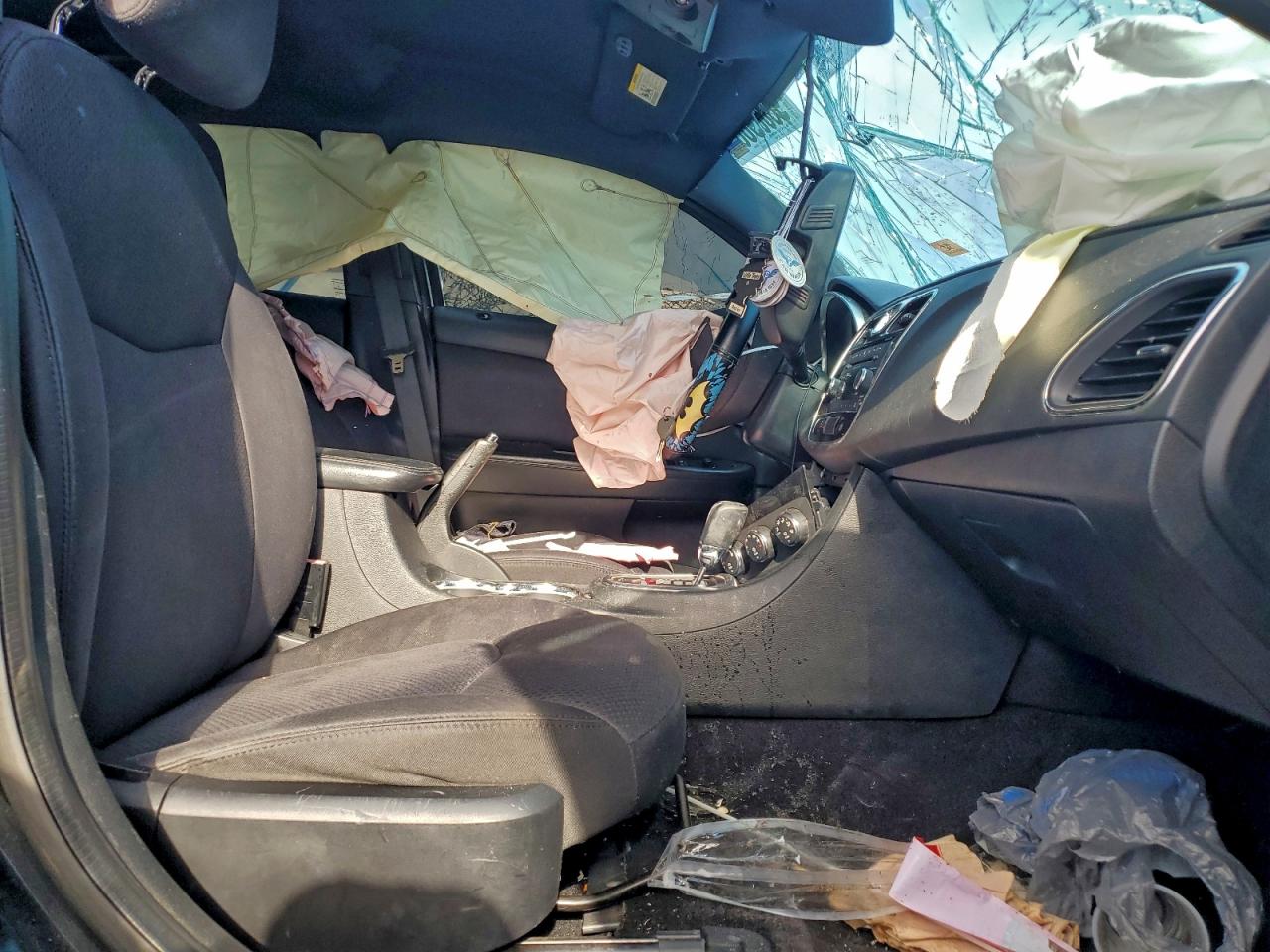 Chrysler 200 Touring Image 4