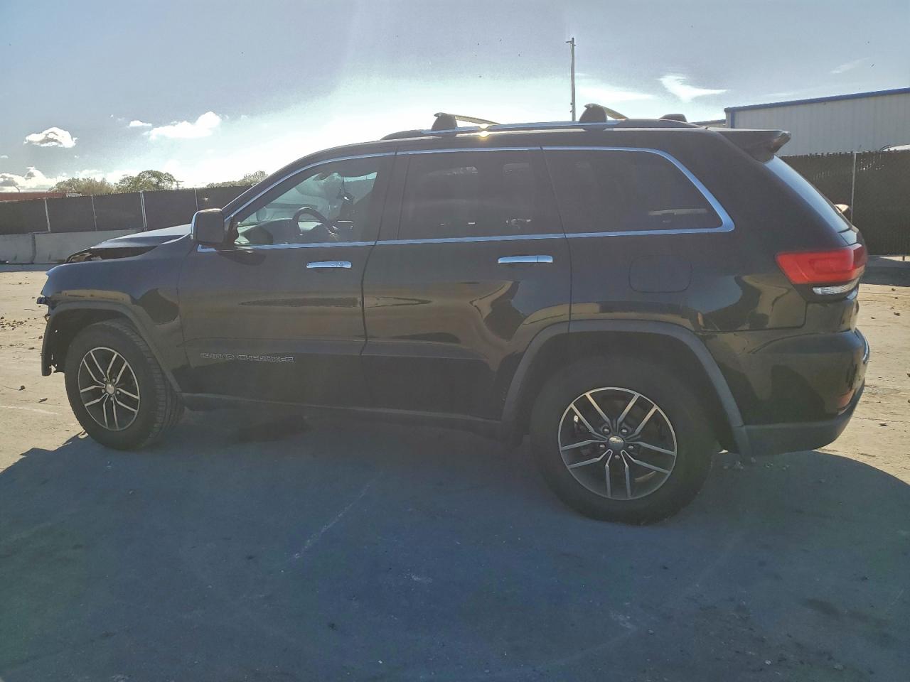 Jeep Grand Cherokee Limited Image 2