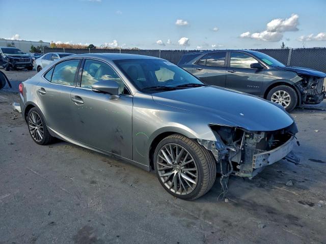 Lexus Is 250 Image 8