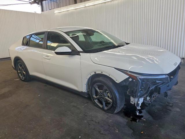 Kia K4 Lx Lx Image 7