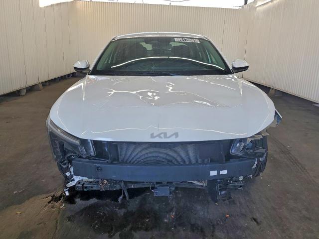 Kia K4 Lx Lx Image 4