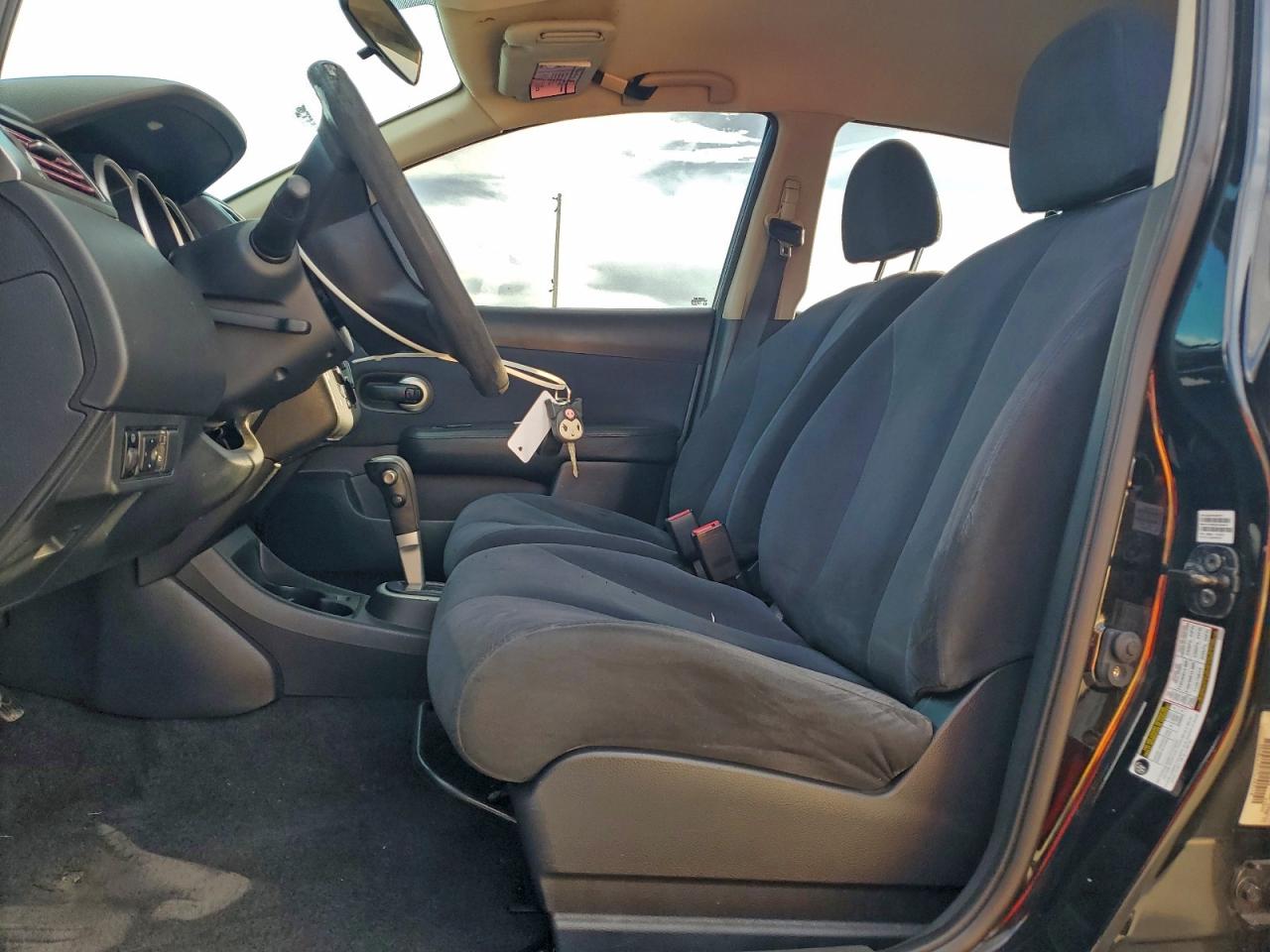 Nissan Versa S Image 12